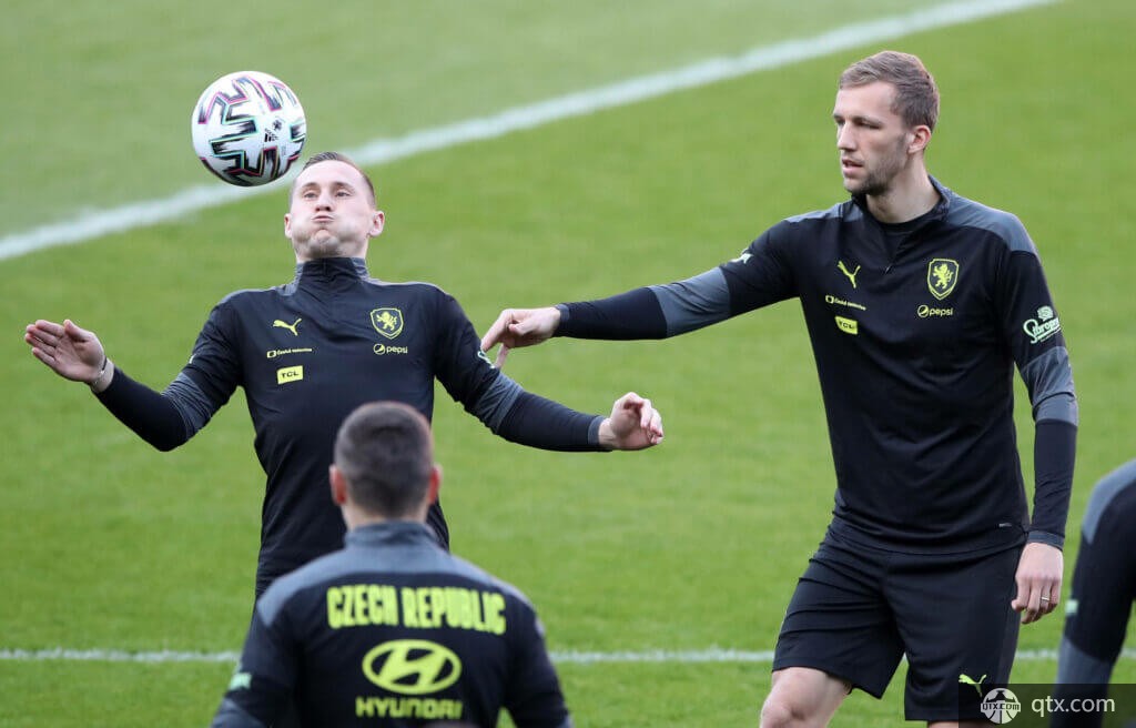 麟的昔日同 麟的昔日同