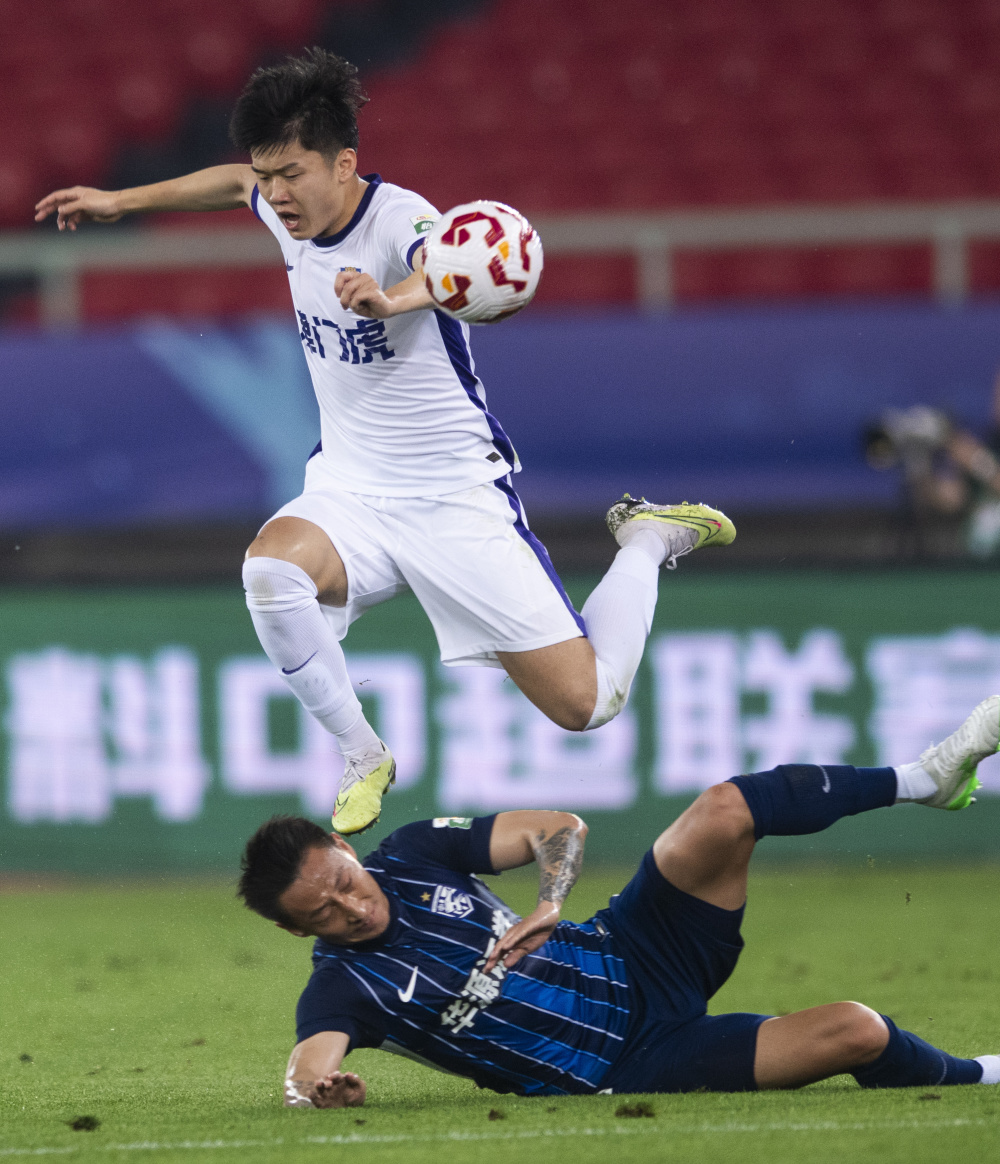 森纳的年轻 森纳的年轻