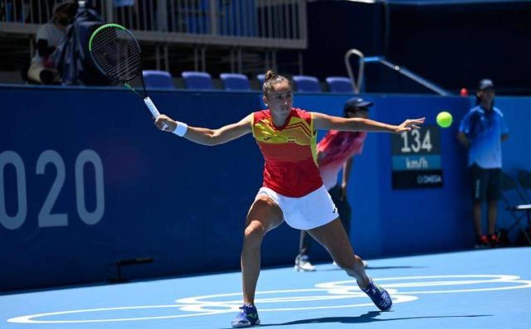 他自小便显 他自小便显