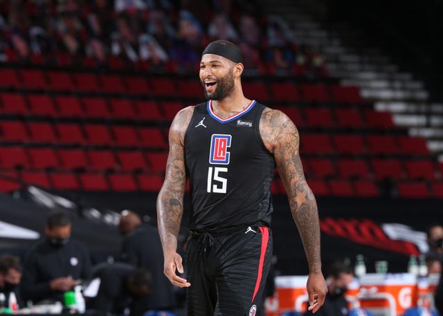 成滚地球并 成滚地球并